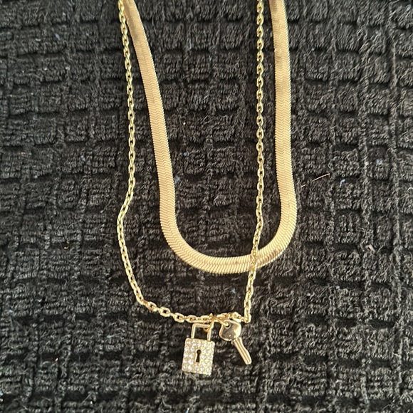 New Panacea bundle necklace and earrings ✨ - Picture 7 of 8